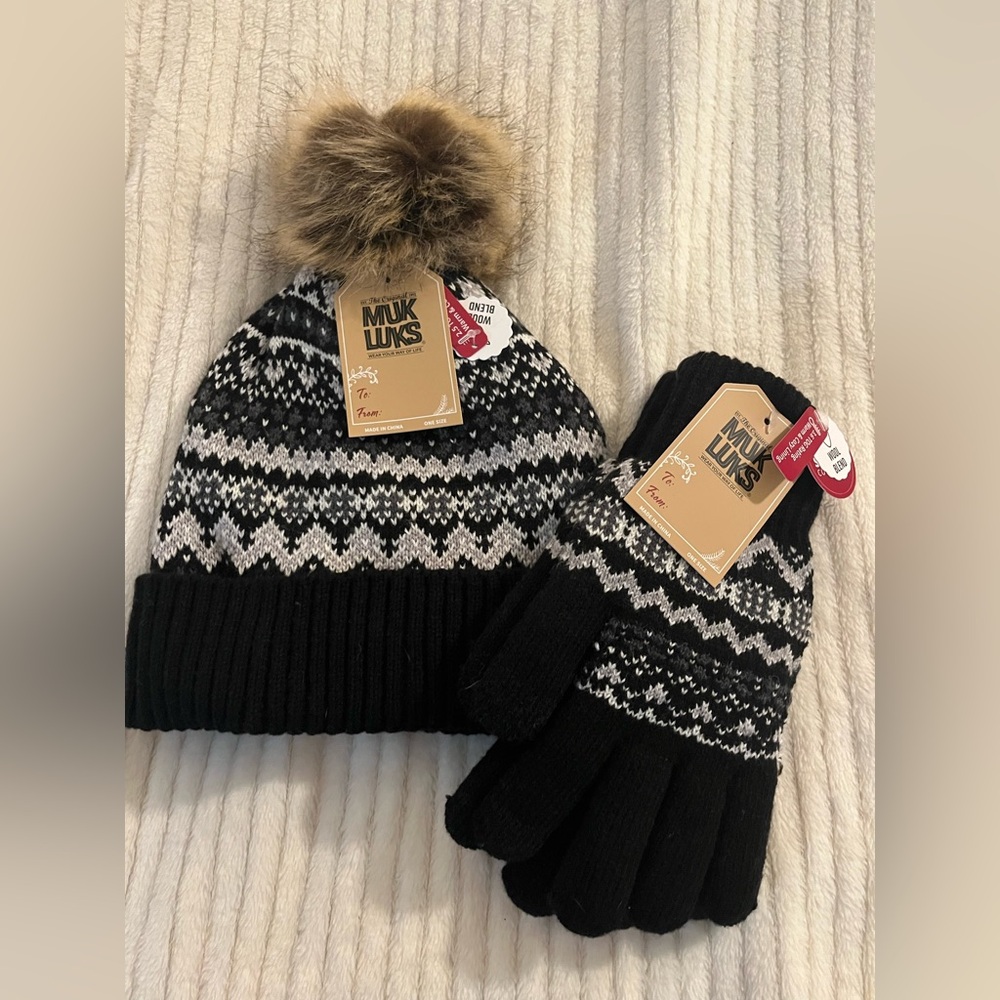 Muk Luks Black and White Knit Hat with Pom-Pom and Gloves